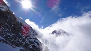 Mehr über den Artikel erfahren Oberalpstock Bächenfirn