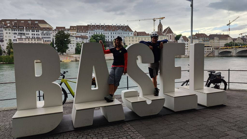 Du betrachtest gerade Schweiz³: Lenzburg – Aarau – Liestal – Basel